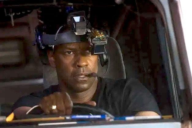 Denzel Washington’s time-travel thriller has been saved from the memory hole